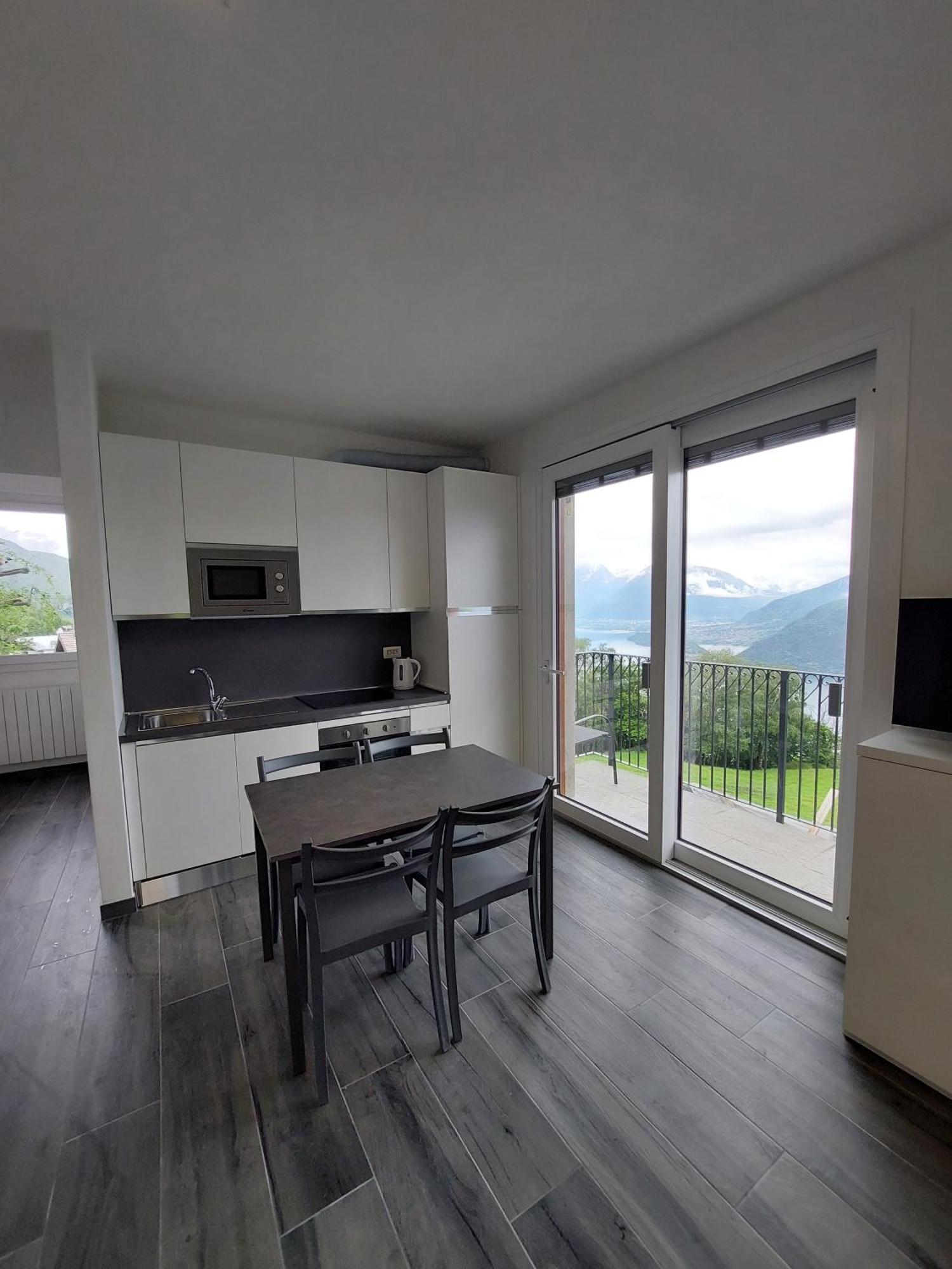 Agriturismo Piccolo Paradiso Pianello Del Lario Buitenkant foto