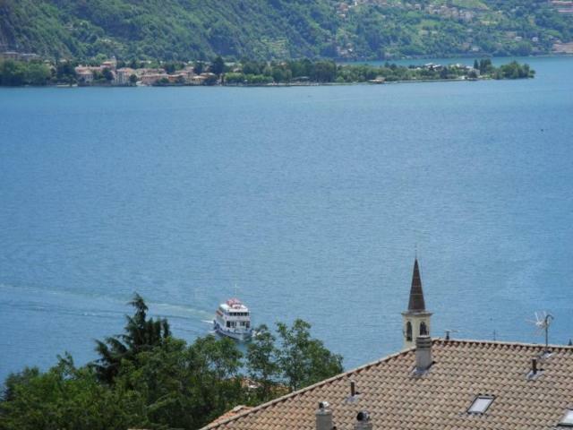 Agriturismo Piccolo Paradiso Pianello Del Lario Buitenkant foto