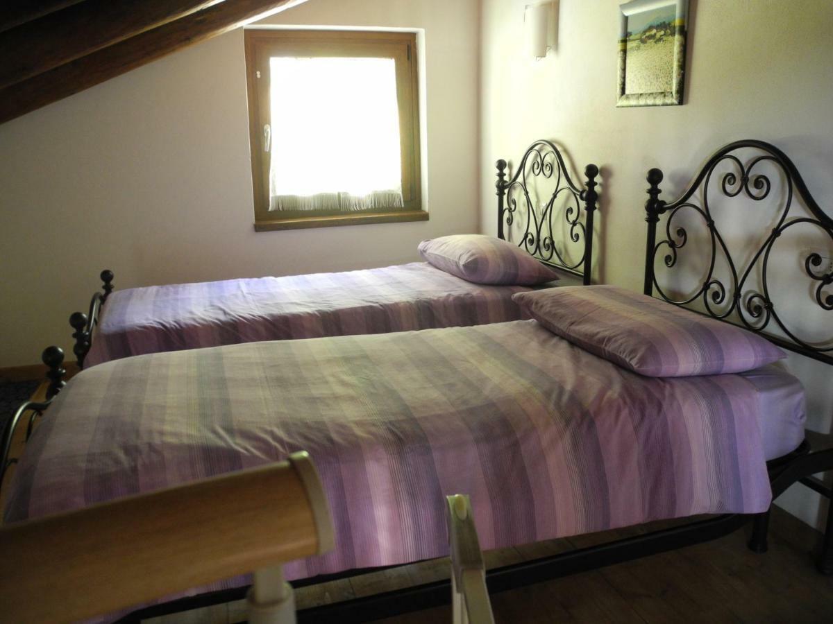 Agriturismo Piccolo Paradiso Pianello Del Lario Buitenkant foto